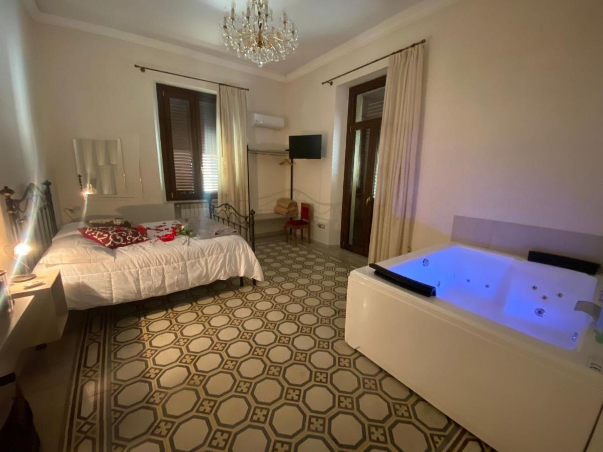 Il Palazzo - Luxury Home & Event Козенца Екстер'єр фото